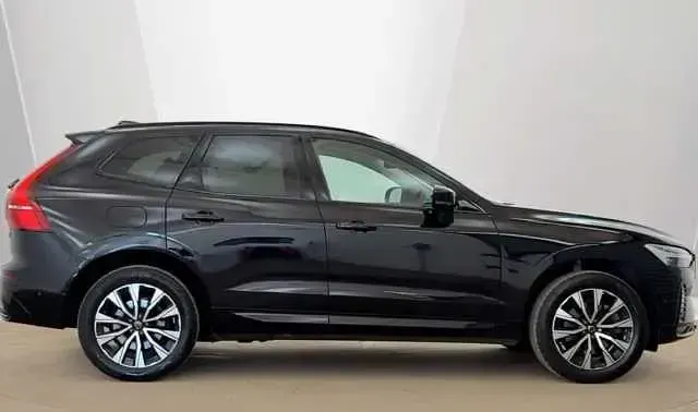 Used Volvo XC60 Plus 247 HP (181 kW) 2024 SUV