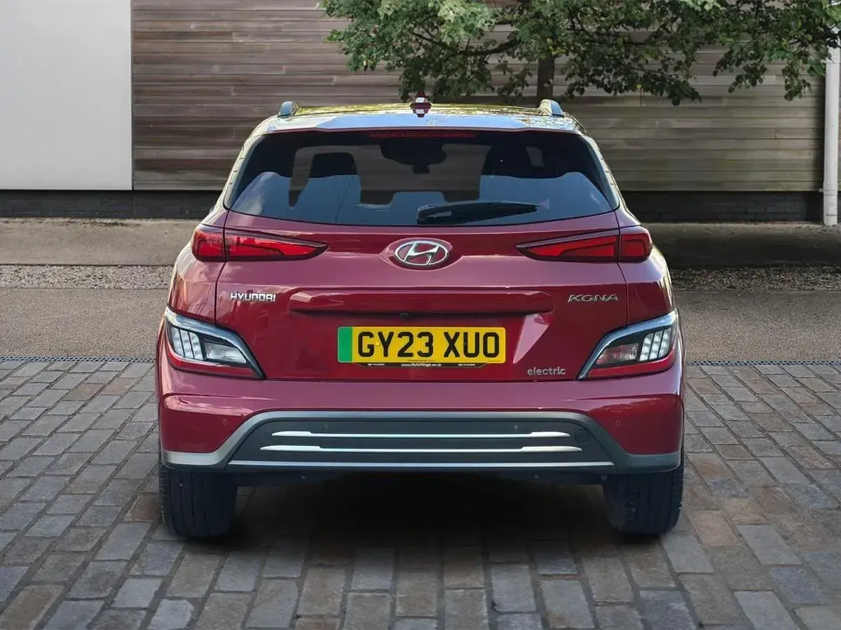 Gebraucht Hyundai Kona Ultimate 150 kW (204 PS) 2023 Rot SUV