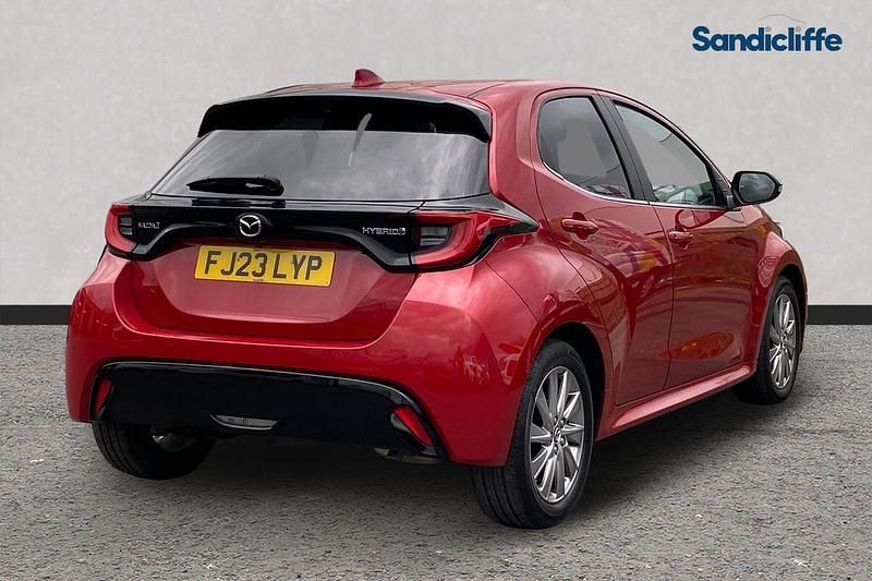 Usado Mazda 2 116 HP (85 kW) 2022 Vermelho Citadino
