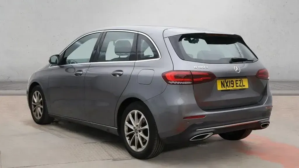 Used Mercedes B180 Executive 116 HP (85 kW) 2019 Grey Hatchback