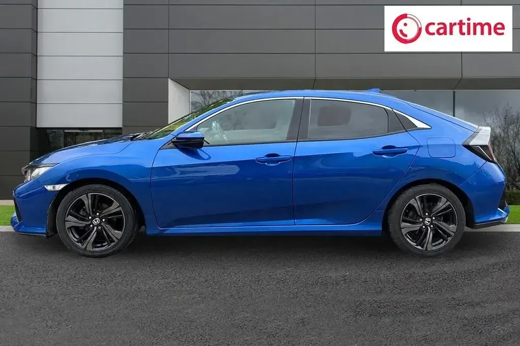 Używany Honda Civic SR 126 KM (92 kW) 2019 Niebieski Hatchback
