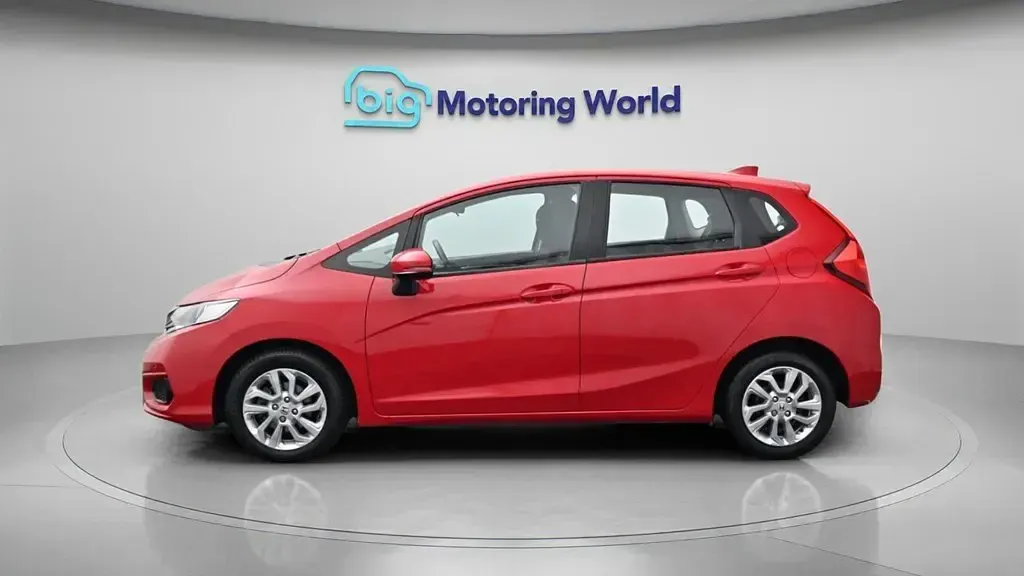 Begagnad Honda Jazz SE 102 HK (75 kW) 2018 Röd Halvkombi