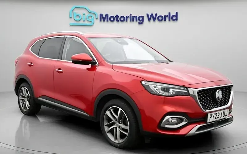 Usado MG HS Exclusive 162 HP (119 kW) 2023 SUV