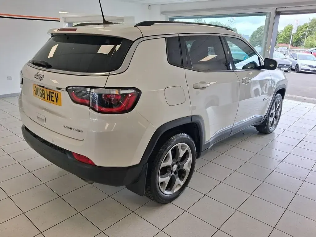Used Jeep Compass Limited 140 HP (102 kW) 2018 White SUV