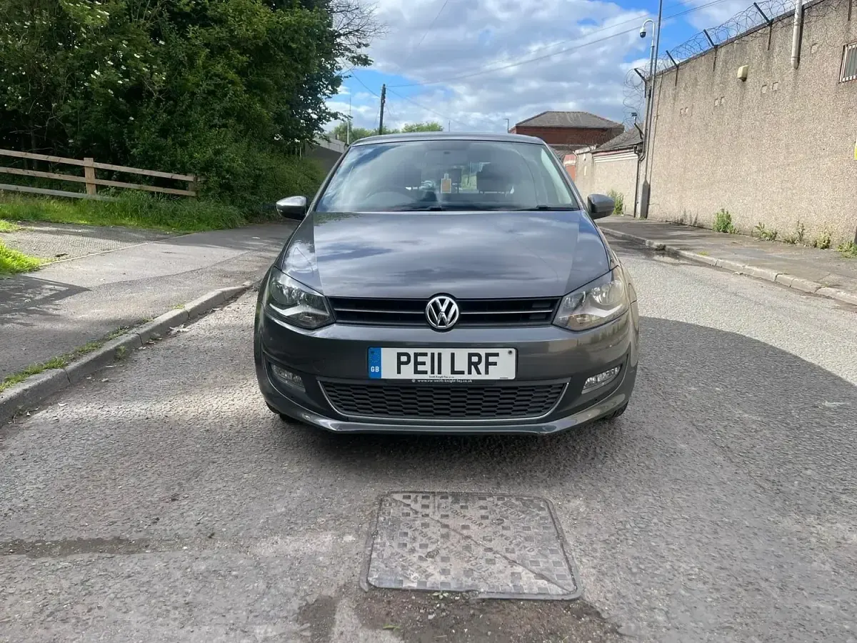 Used VW Polo SEL 2011 Grey Hatchback