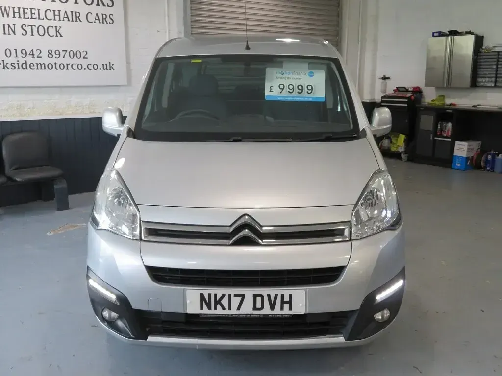 Used Citroën Berlingo Feel 2017 Silver MPV