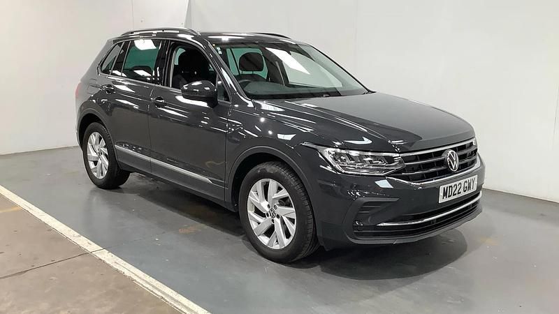 Grey Used 2022 VW Tiguan Life SUV | £21,298 (Super price) - Image 1/4