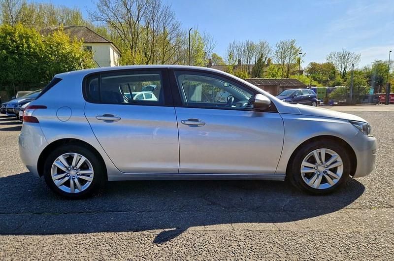 Gebraucht Peugeot 308 Active 2016 Silber Kleinwagen