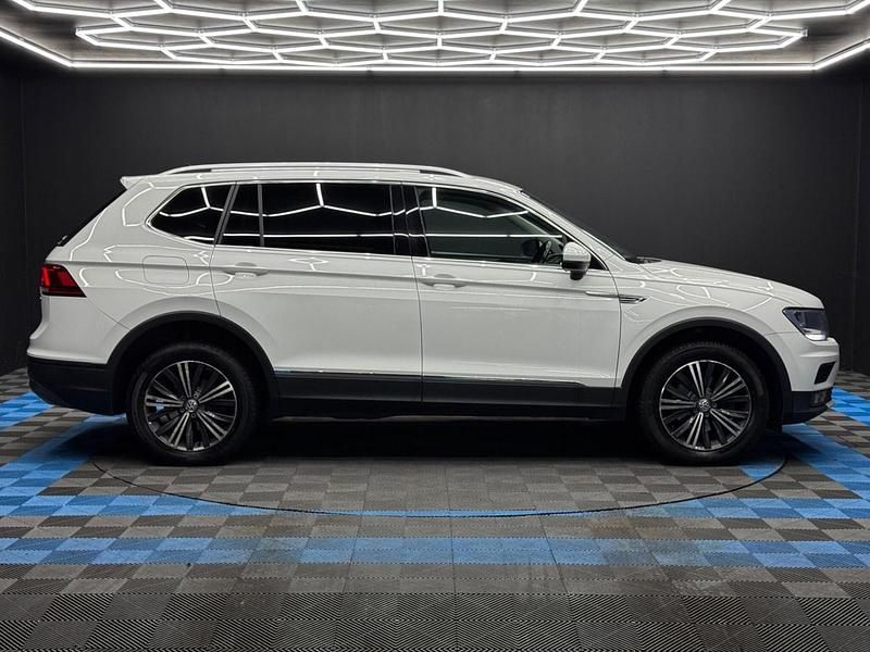 Usado VW Tiguan Allspace SE 150 HP (110 kW) 2018 Branco SUV