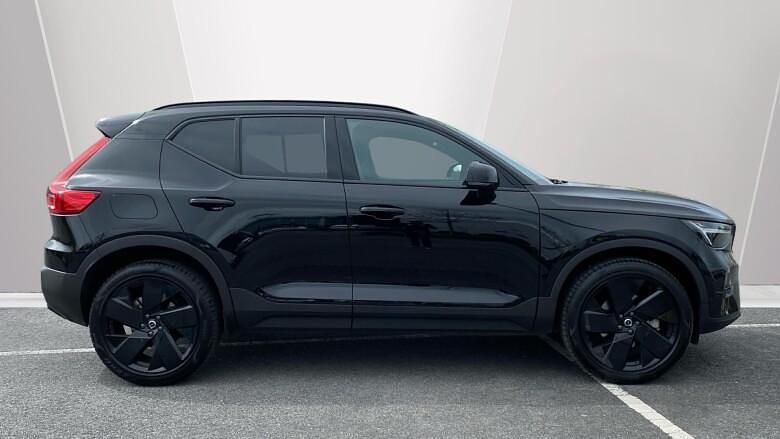 Used Volvo XC40 Plus 197 HP (144 kW) 2025 SUV