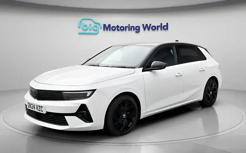 Used Vauxhall Astra 131 HP (96 kW) 2026 Hatchback