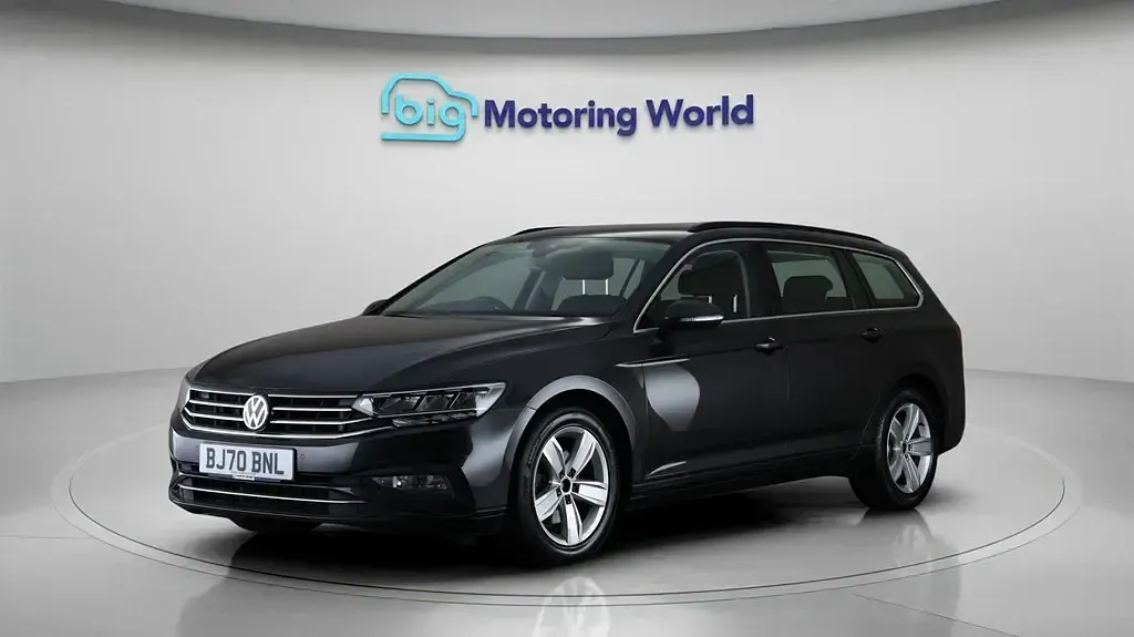 Usado VW Passat SE 150 HP (110 kW) 2020 Cinzento Carrinha