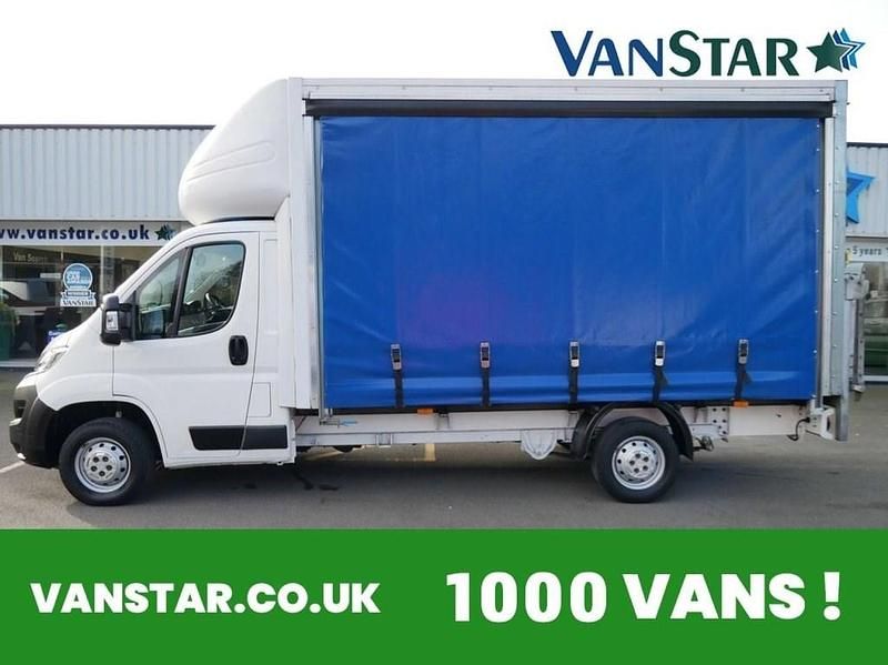 Used Citroën Relay 140 HP (102 kW) 2021 White Van