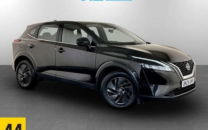 Black Used 2023 Nissan Qashqai Acenta Premium SUV | £14,895 (Good price) - Image 1/2