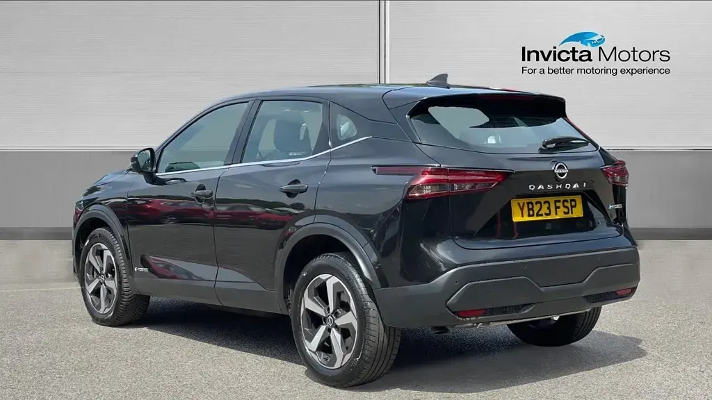 Used Nissan Qashqai Acenta Premium 190 HP (139 kW) 2023 Black SUV