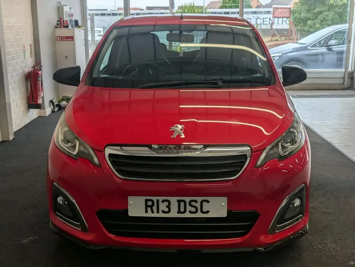 Used Peugeot 108 GT-line 82 HP (60 kW) 2017 Red Hatchback
