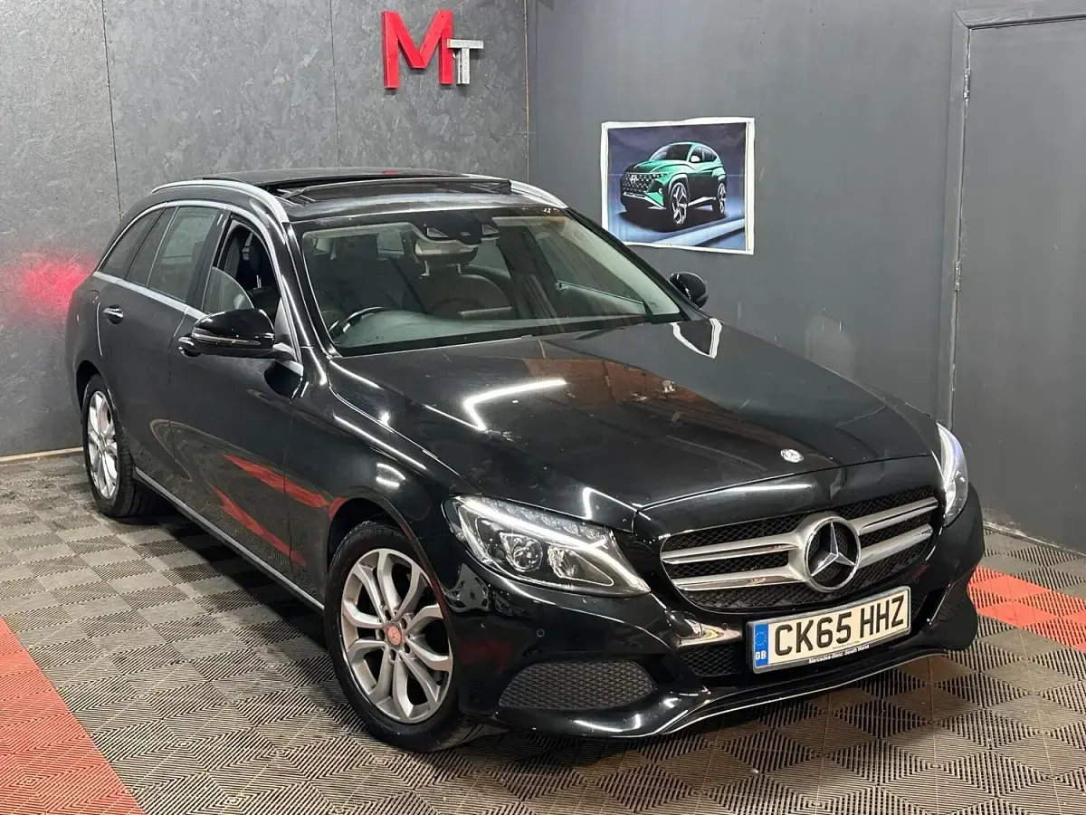 Used Mercedes C200 Premium 181 HP (133 kW) 2015 Black Estate