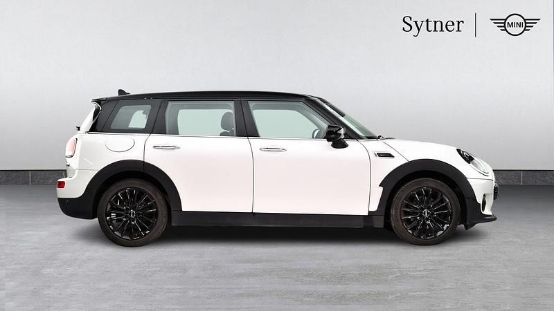 Used Mini Cooper Clubman Classic 134 HP (98 kW) 2023 White Estate