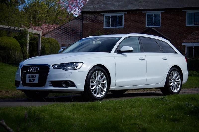 Usado Audi A6 Comfort 2012 Branco Carrinha