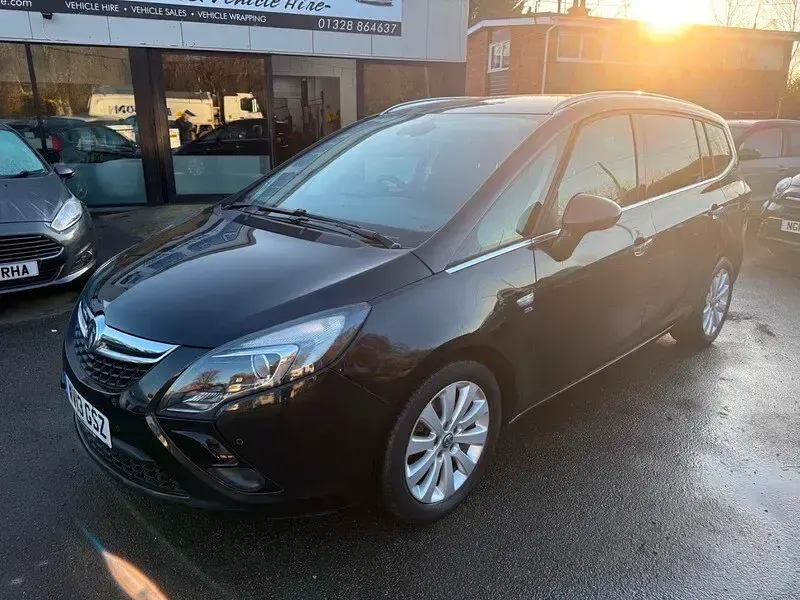 Used Vauxhall Zafira S 170 HP (125 kW) 2013 Black MPV