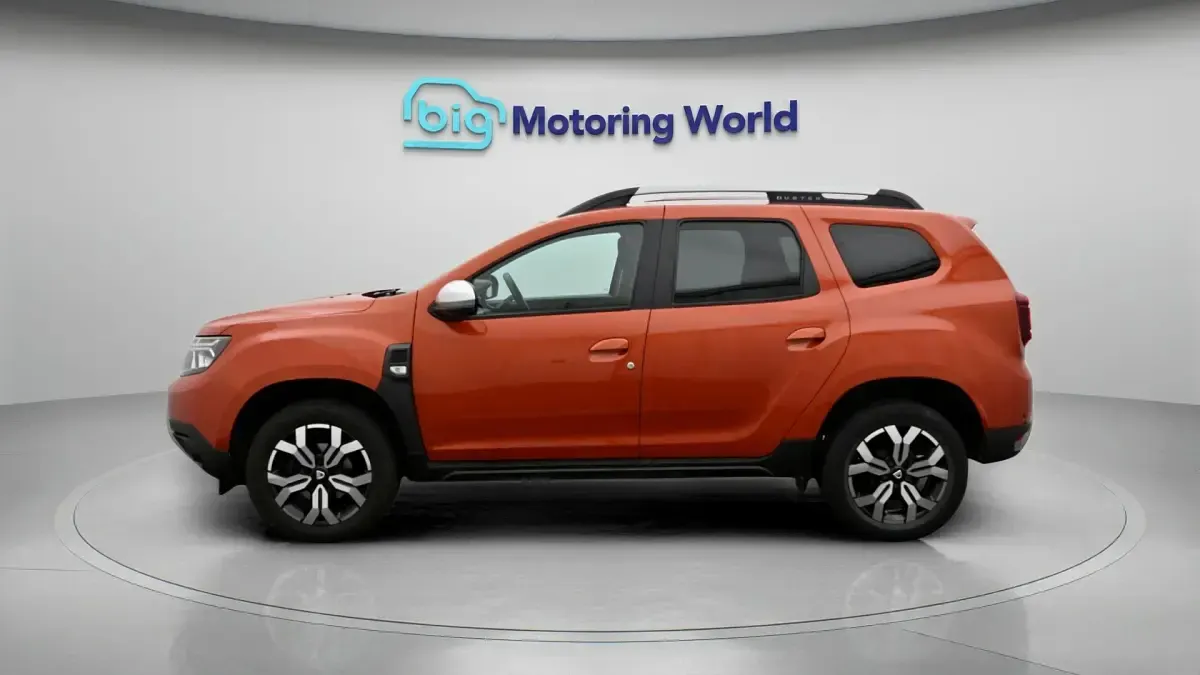 Used Dacia Duster Prestige 150 HP (110 kW) 2022 Orange SUV