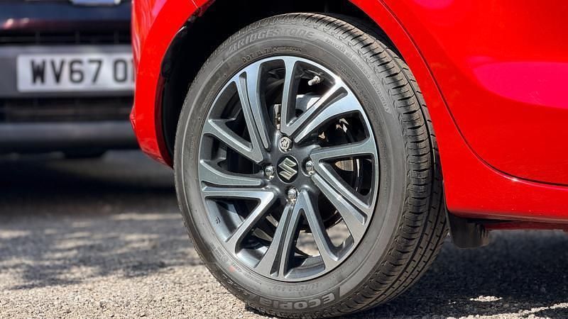 Used Suzuki Swift SZ5 83 HP (61 kW) 2023 Red Hatchback