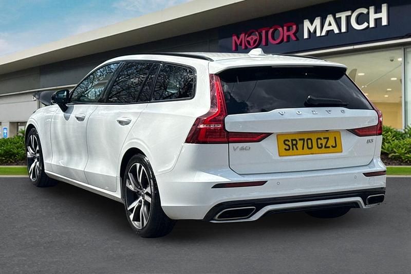 Used Volvo V60 R-Design 2020 White Estate