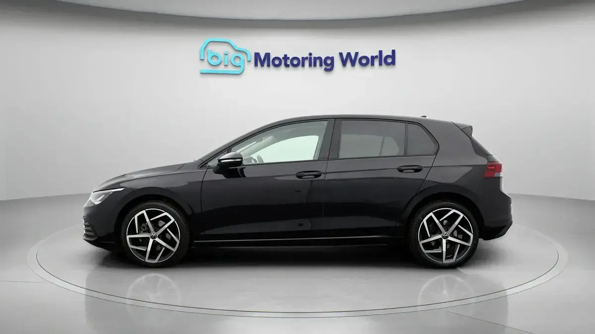 Used VW Golf VIII S 113 HP (83 kW) 2022