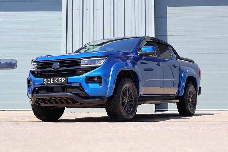 Begagnad VW Amarok Style 2023 Blå Pickup