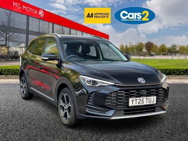 Black Used 2025 MG ZS SE Sedan | £18,990 - Image 1/4