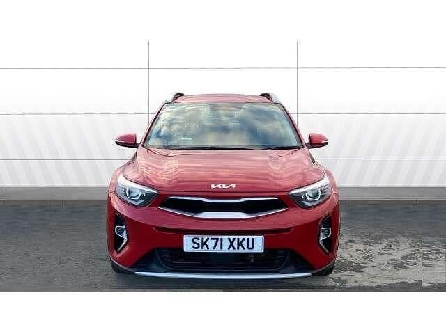 Used Kia Stonic 100 HP (73 kW) 2021 Red SUV