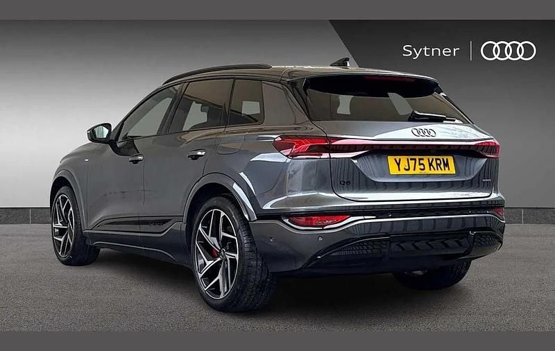 New Audi Q6 e-tron Advanced 280 kW (382 HP) 2026 Grey SUV