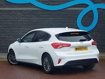 Used Ford Focus Titanium X 125 HP (91 kW) 2018 White Hatchback