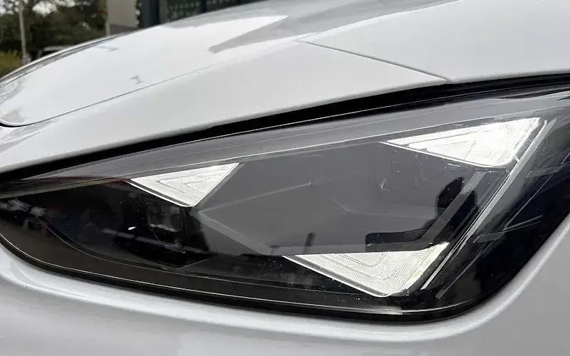 Used Cupra Leon VZ1 325 HP (239 kW) 2025 Glacial white Hatchback
