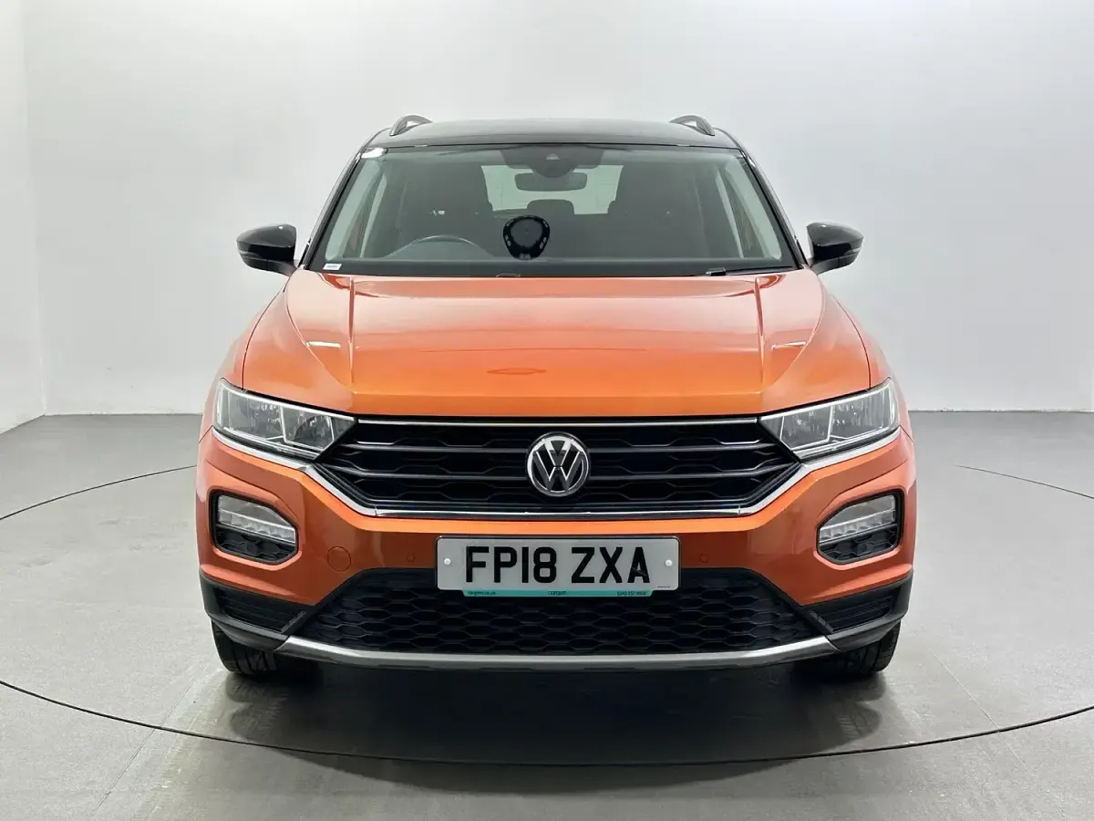 Used VW T-Roc Design 115 HP (84 kW) 2018 Orange SUV