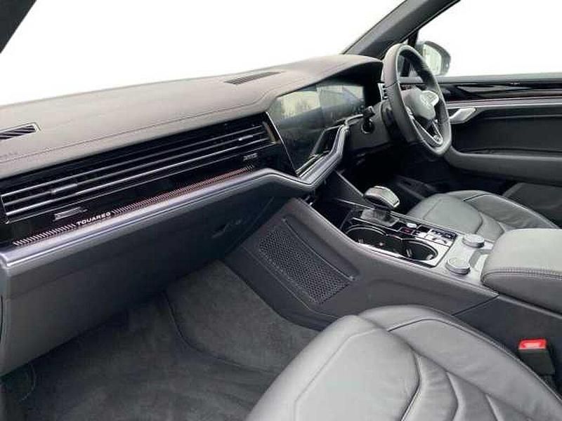 Used VW Touareg Black Edition 286 HP (210 kW) 2026 Grey SUV