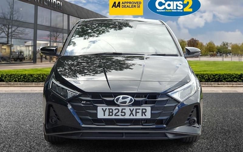 New Hyundai i20 N Line 101 HP (74 kW) 2025 Black Hatchback