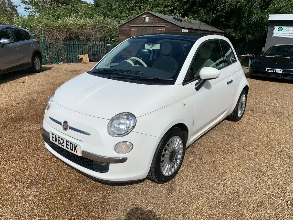 Used Fiat 500 Lounge 69 HP (50 kW) 2012 White Hatchback