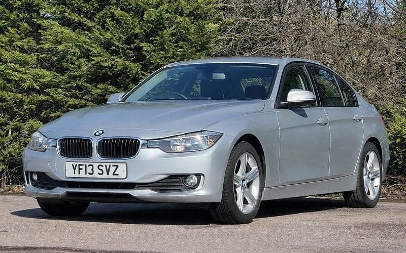 Used BMW 320 Impressive 184 HP (135 kW) 2013 Silver Sedan