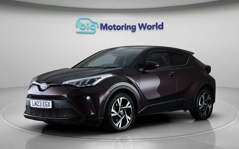 Used Toyota C-HR Design 122 HP (89 kW) 2023 Mauve/purple SUV