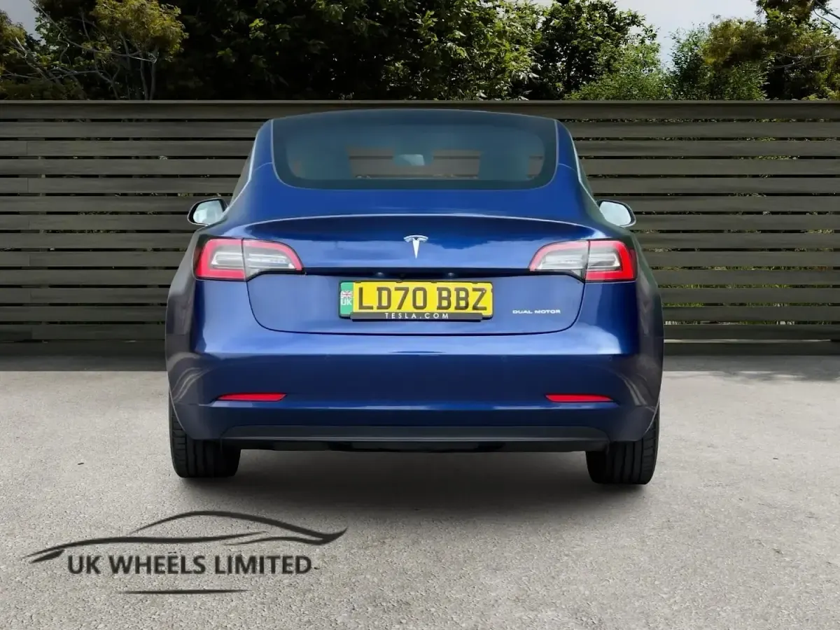 Used Tesla Model 3 Long Range AWD 77 kW (106 HP) 2020 Blue Sedan