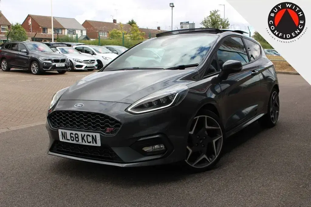 Used Ford Fiesta ST 200 HP (147 kW) 2018 Grey Hatchback