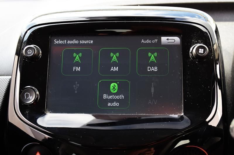 Usado Citroën C1 Feel 72 HP (52 kW) 2019 Preto Citadino