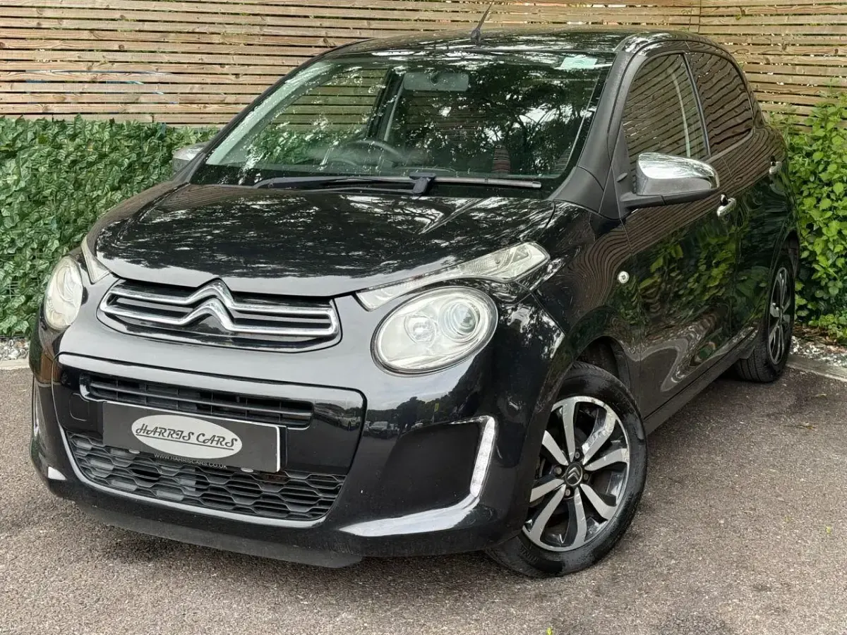 Used Citroën C1 Flair 72 HP (52 kW) 2018 Black Hatchback