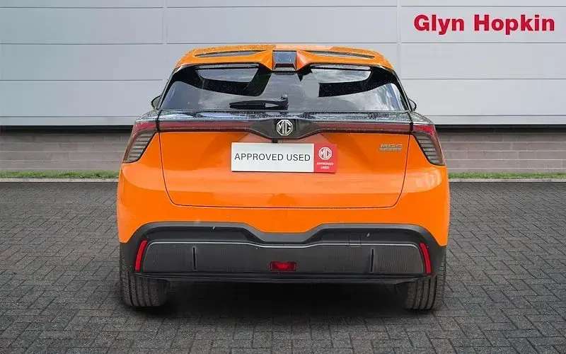 Used MG MG4 EV Trophy 319 kW (435 HP) 2025 Orange Hatchback