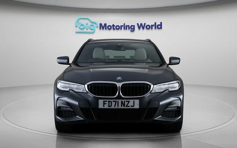 Used BMW 330e M Sport 292 HP (214 kW) 2022 Grey Estate