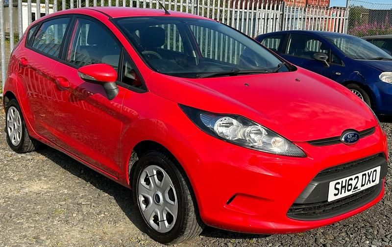 Red Used 2012 Ford Fiesta Hatchback | £2,995 (Good price) - Image 1/4
