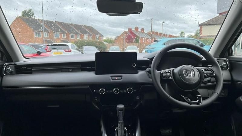 New Honda HR-V Advance 131 HP (96 kW) 2025 Premium  platinum white SUV