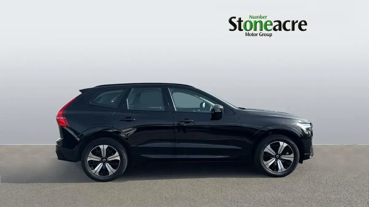 Used Volvo XC60 Plus 345 HP (253 kW) 2023 Black SUV