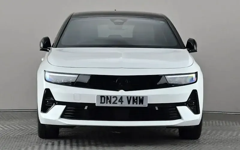 Used Vauxhall Astra 131 HP (96 kW) 2026 Hatchback